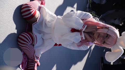 コミックマーケット コスプレ うさ耳美人レイヤーさんの★対面縞パンチラ★ コミケ