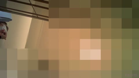 若い女性に人気　某有名ブランド店員のスカートの中(vol.4)