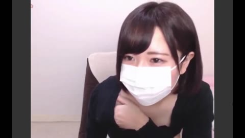 ボブ美人なお姉さんが赤下着でおっぱい丸出しオナニー配信！
