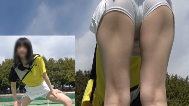 【テニスウェア】白スコートの透け感＆ノーブラちくポチ