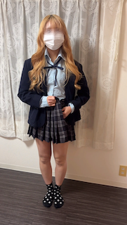 学校サボって裏バイトにやってきたJKに短時間身体検査しました。