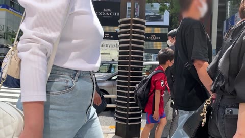 【通スピ＆スロー】眩しいくらいの着衣巨乳ヤング様が静かに揺らす！