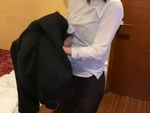 【ハメ撮り流出】中出し精子を飲ませる変態親父とメンヘラ女子大生