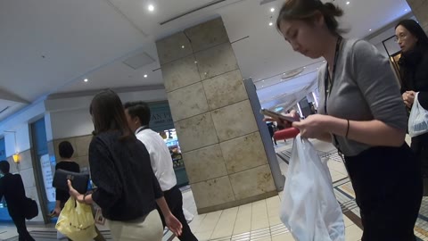 えろえろ乳房のOL様