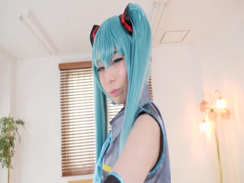 【S級スタイル現役レイヤー22歳】芸能所属前マル秘プラベ撮影会でガチハメ撮り！そのまま発情★強せい生種付け
