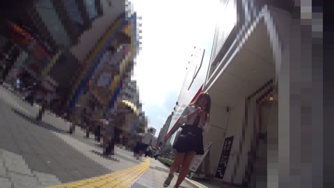 奇跡の瞬間！強風でパンツ丸見えフル勃起！【動画】058