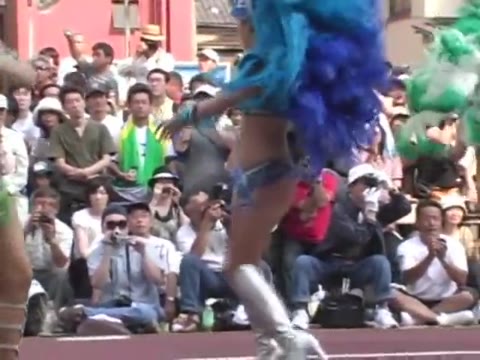 日本国内で行われたサンバ大会の模様