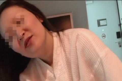【朝立ちから〜の非現実】人妻と一夜を明かしてしまった件【まゆみ35歳】