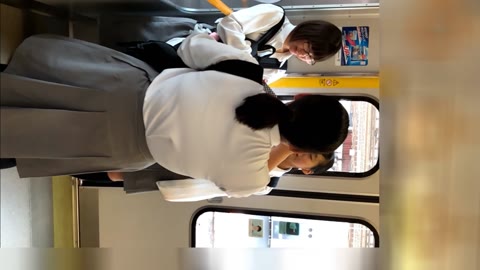 電車内制服集