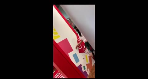 美少女サン◯オ店員さんの生
