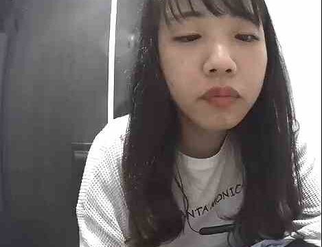 女子大生が集まる大学内トイレ観察