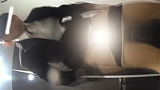 就活美人の休息と放尿～綺麗なお〇っこのお姉さん [182MB]