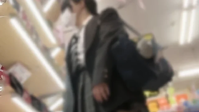 4K逆さ#4 買い物中のJKパンチラ [512MB]