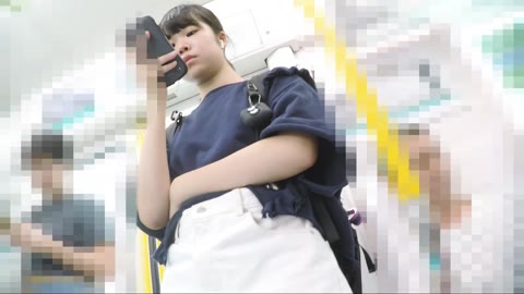 私服お姉さん#57 JD系な子の無防備フロント生パンチラ！