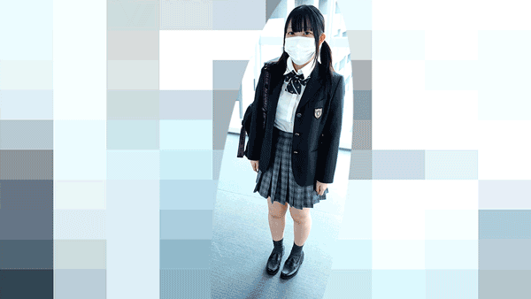 可愛いツインテールJKをエレベーター盗撮でパンツを覗く！