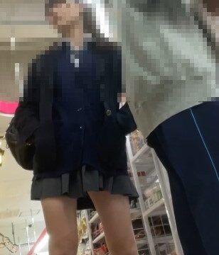 JKお宝＃66 ふざけてパンツを見せつけてくれたJK