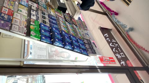 白サテンJK逆さ