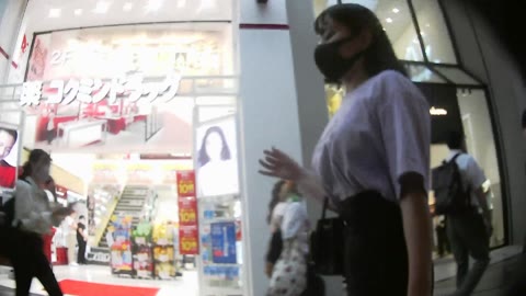 助けて~オッパイが大きくて柔らかいから困っちゃう