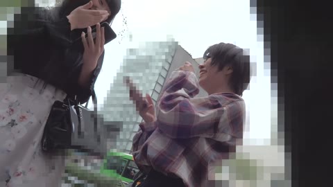 ［ライブハウス痴漢］甘め系バンギャ2人組×食い込みハミ尻の綿パンが指マンでくっきりパンシミ