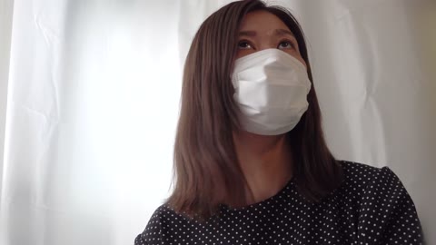 [ワクチン接種]ハプニン具!?ワンピが落ちてキワキワまで見えaたDカップJDの鼠径部[胸チラ]