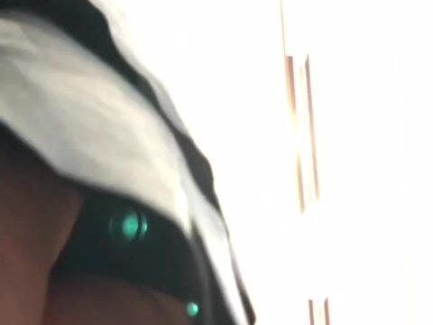 完全オリジナル素人逆さ撮り！マニア向け生パンティーのおば様OLさん達に特攻しました！34号機(スマホ撮り)