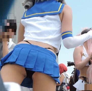 【再販】スカートの中丸見えにフル勃起！前傾姿勢お尻突き出しコスプレ2017夏【動画】イベント編 3877