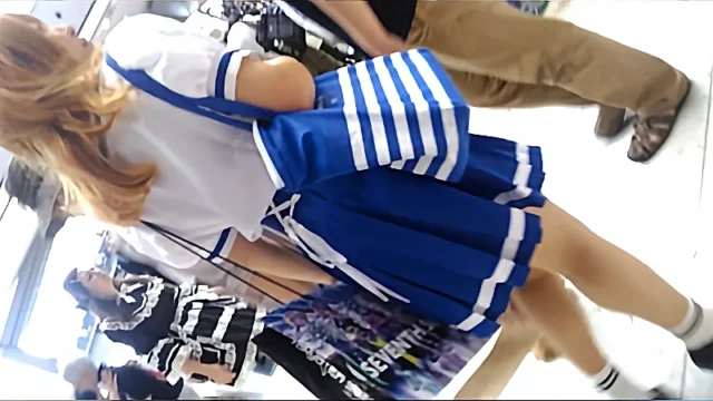 コスプレイヤー逆さ撮り34 [590MB]