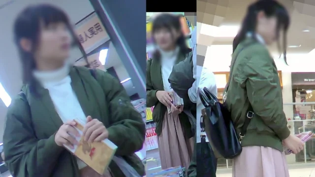 将来は腐女子?ゆるロリちゃんのパンチラ [238MB]