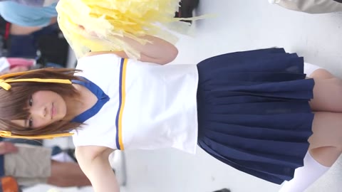 コミックマーケット コスプレ 美形レイヤーさんの★座り対面パンチラ&わき コミケ 11分