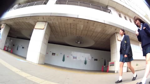 兎70【JK逆さ撮り】