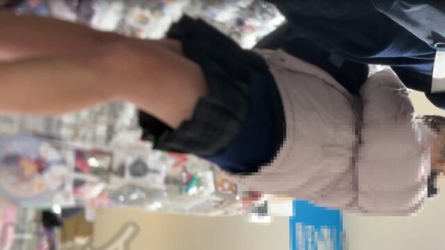 JKお宝＃93　黒髪ポニーテール生パンJKを粘着撮り