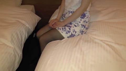 [無]こんな清楚な女の子がおじさんと生3P★ 欲望のままに 勃起チ●ポを ねじ込まれる