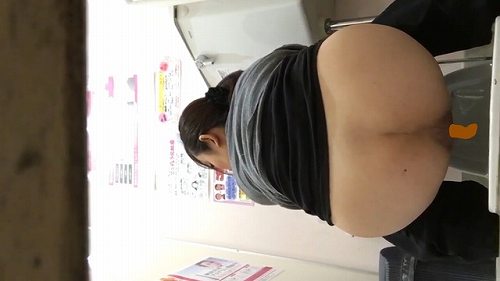 おねえさんの和式トイレ おしっこう○こ