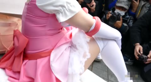エロコスプレイヤー発見