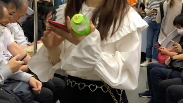 【すぐそこの眺め122_ちっぱいver】可愛らしい私服ＪＫを電車内で観察！