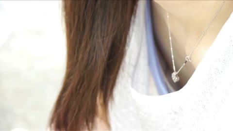 私服お姉さん#14 上品な美人お姉さんがゆるゆる胸チラ！