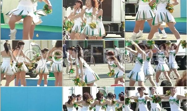 Cheerleaders Candid to2497_01