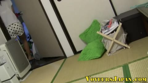 お部屋覗いちゃいました～お姉さんの～①