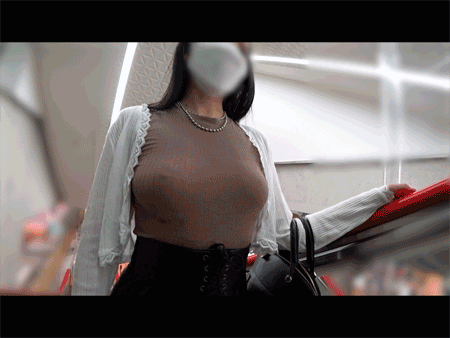 【衣装：レザーフレアスカート】ビーチク晒して可愛い系レースＴバックを穿いたＭ気質MAXのド変態OL嬢♪