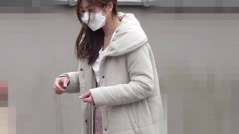 【松◯奈緒似超絶美人ママ】【最高ドキドキ乳首＆ビタミンカラーで元気100倍♡鮮やかパンティーにズームイン】