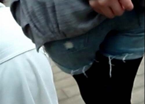【お花見トイレ行列】漏れそう！パンティ引き上げ 脚クロス しゃがみフルコース