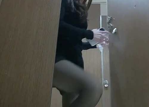 Asian toilet voyeur 1584