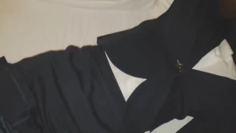 [無]契約欲しさに股を開く美人保険外交員☆勃起チ●ポをねじ込まれ無許可中●し
