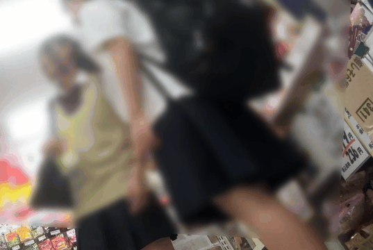 JKお宝＃119 白パンJKを粘着撮影