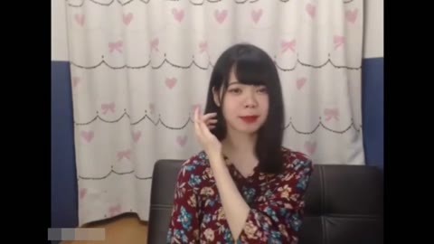 巨乳でロリ顏の可愛いお姉さんがモミモミ&オナニー配信！