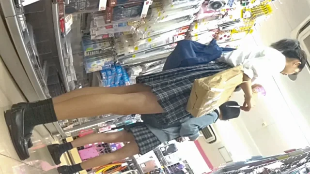 【3月限定販売】制服JK×6人分~美形JKの赤と白のパンツ~[4K] 18 [1.3GB]