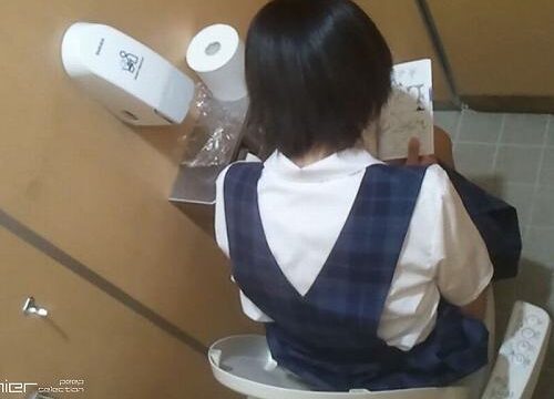 OL&JKをこっそり空爆!!リアルトイレ盗撮いいとこ撮りの【化粧室絵巻】
