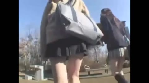 日常的なパンチラ