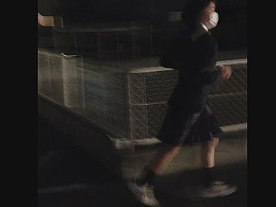 制服少女の大ひねり出しを激写 出てきたところの姿撮りも成功 【公衆トイレ至福の時間】