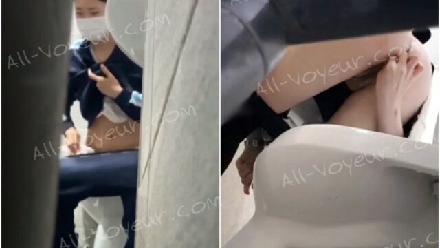 新たに流出した写真には、昼休みに会社の女性トイレで女性同僚2人が排尿している様子を男性が盗撮している様子が写っている。1人目の女性の拭き方は少々変わっていた。